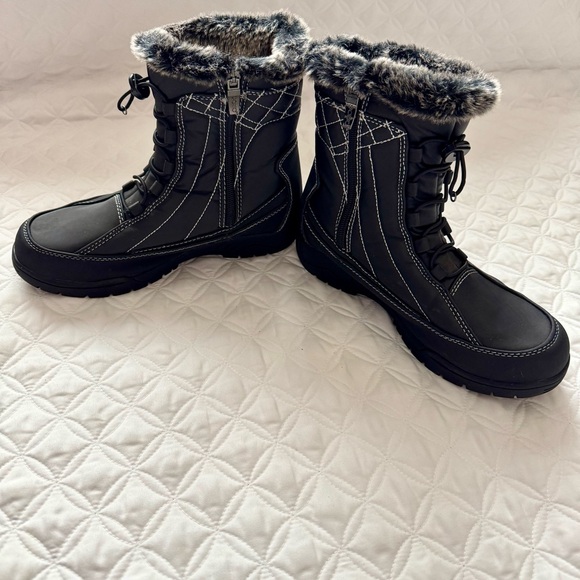 Sporto Black Winter Zip-Up/Toggle Boots with Gray Faux Fur Trim Size 8 - Picture 10 of 13